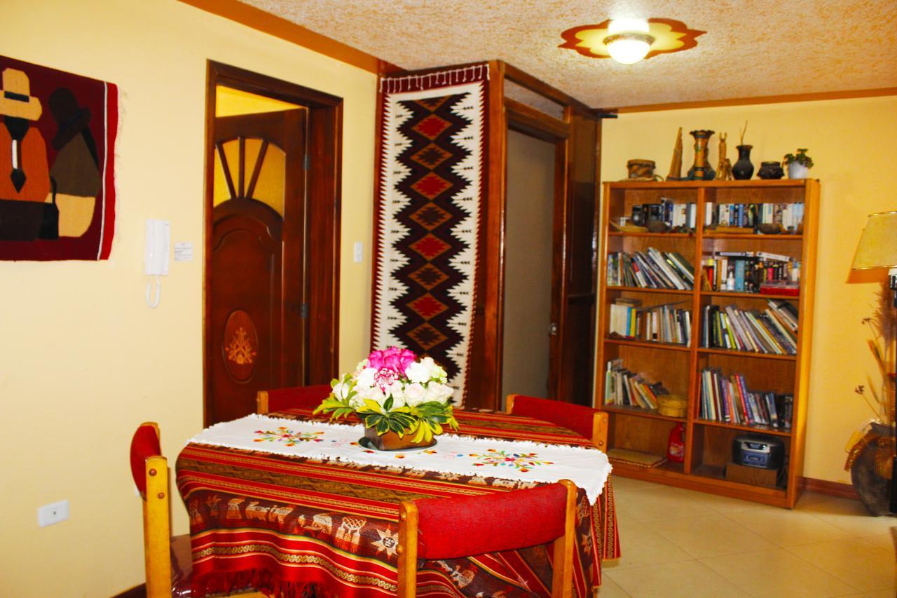 Casa De Luis Bed & Breakfast Otavalo Bagian luar foto